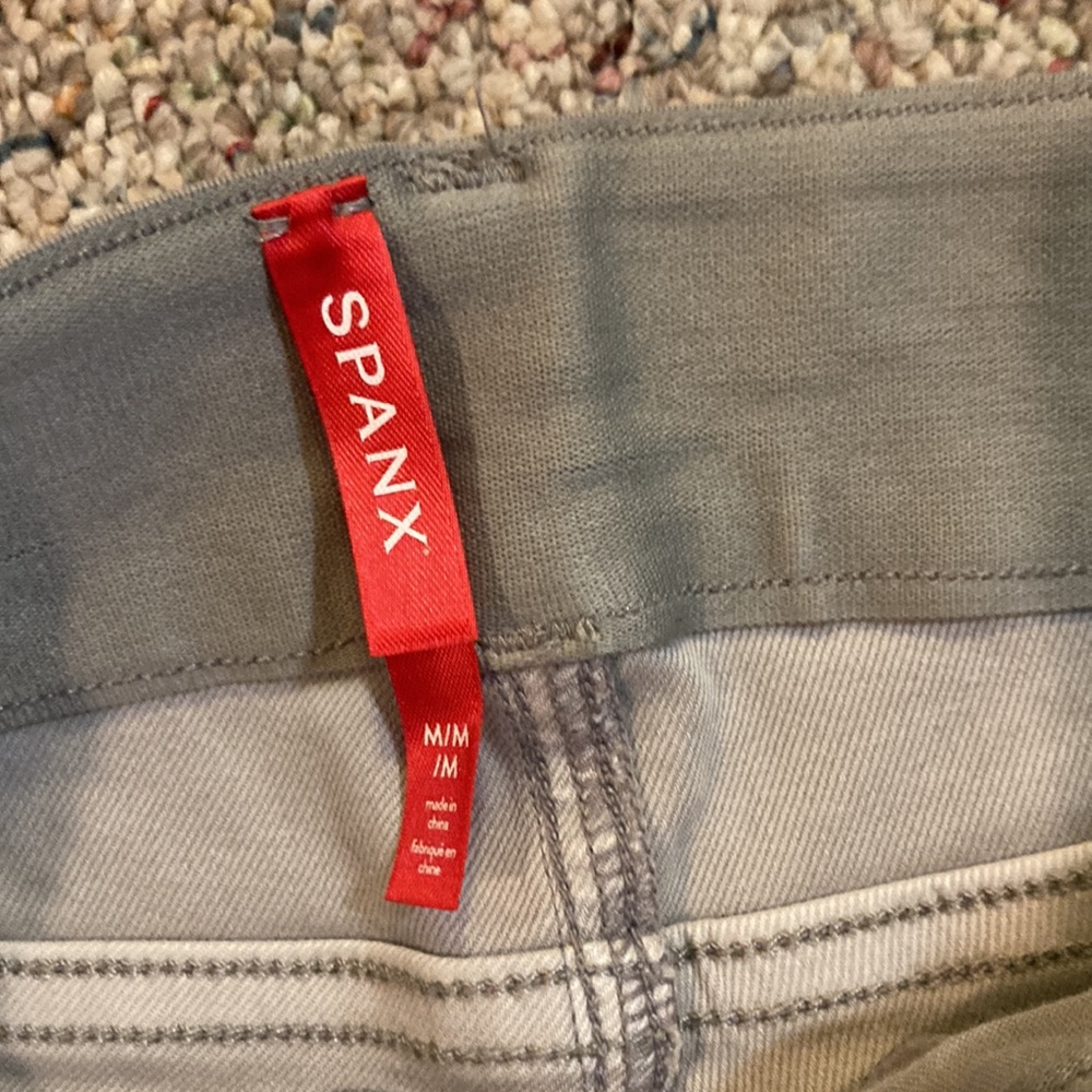 SPANX Stretch Twill Ankle Cargo Pant in Crystal Gray